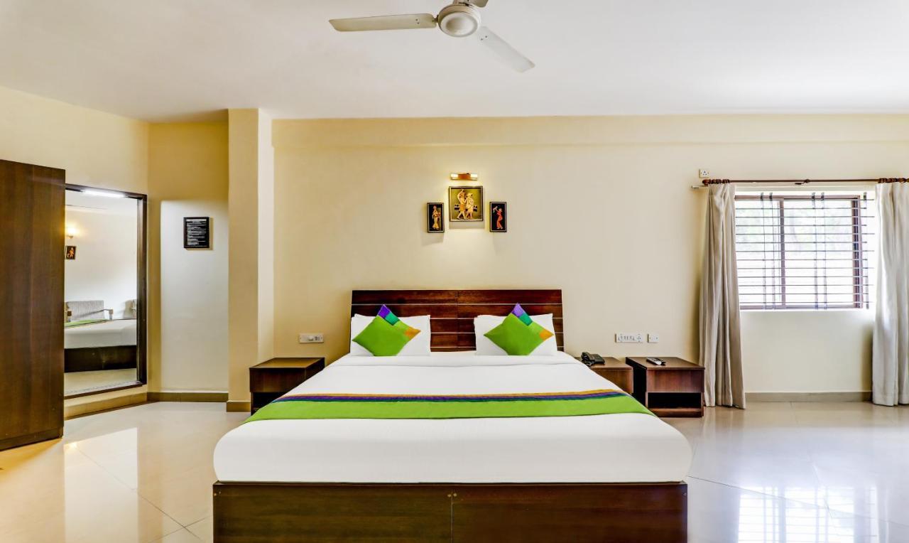 Treebo Trend Fort Mercara Nearby Madikeri Fort Exterior photo